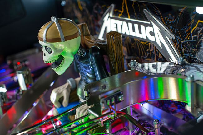 Stern Pinball x Metallica Remastered - 2024 Premium Model, 